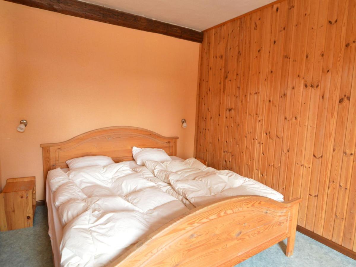 Spacious Holiday Home In Teuven With Garden Kültér fotó