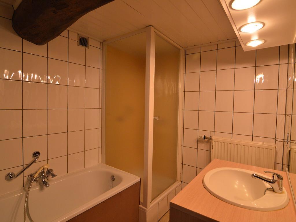 Spacious Holiday Home In Teuven With Garden Kültér fotó